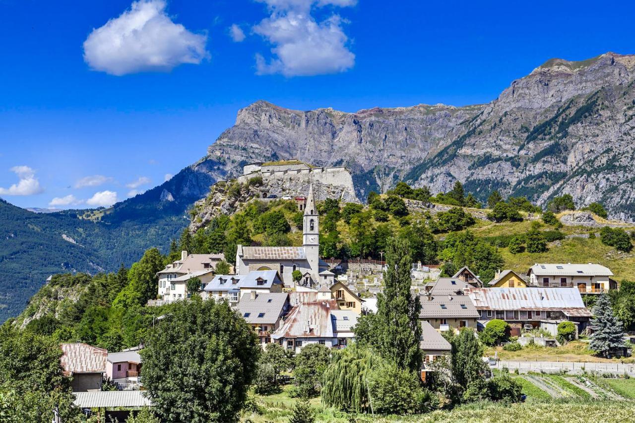 L'Auberge Saint-Vincent-les-Forts Zewnętrze zdjęcie